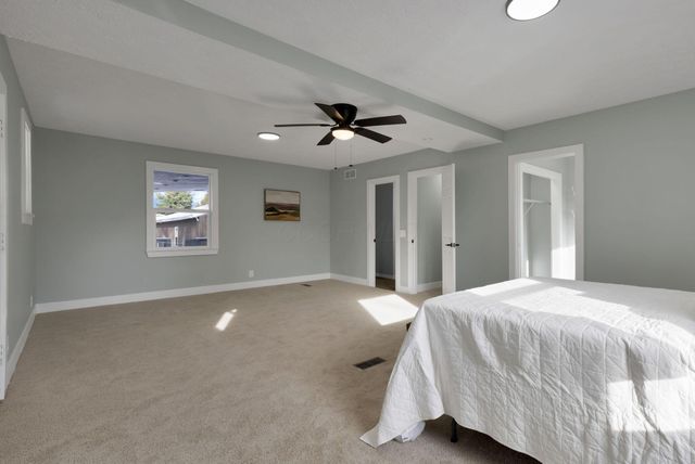 68 3rd Avenue SW, Etna, OH 43062