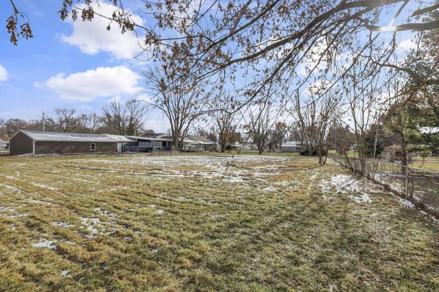 68 3rd Avenue SW, Etna, OH 43062