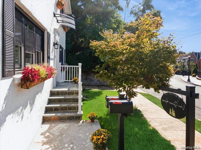 25 Van Duzen Place, Tuckahoe, NY 10707