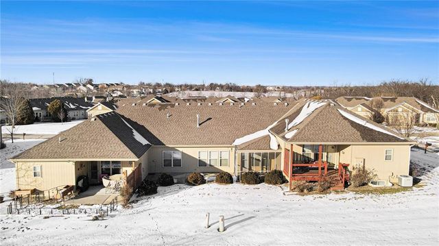 217 Ashmont Drive, Smithville, MO 64089