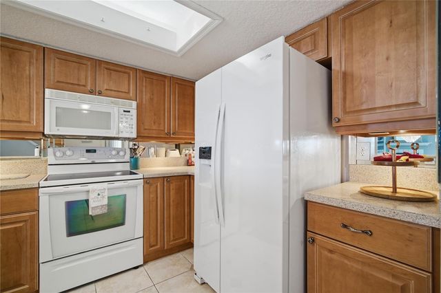 643 GARLAND CIRCLE, Indian Rocks Beach, FL 33785