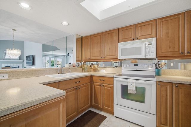 643 GARLAND CIRCLE, Indian Rocks Beach, FL 33785