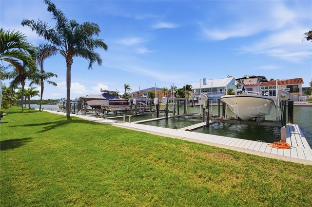 643 GARLAND CIRCLE, Indian Rocks Beach, FL 33785