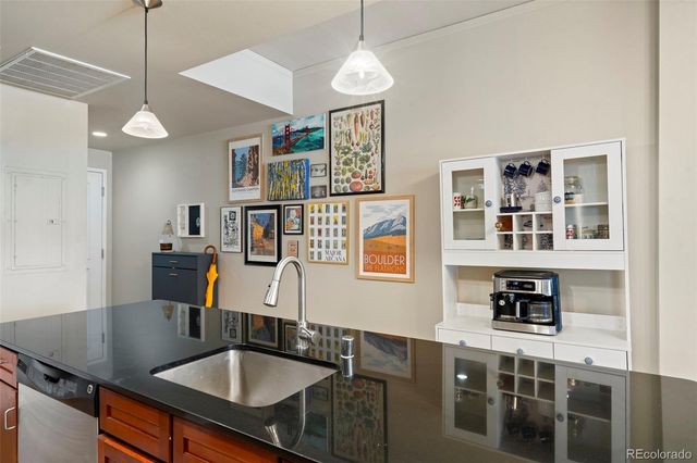 1975 N Grant Street 401, Denver, CO 80203