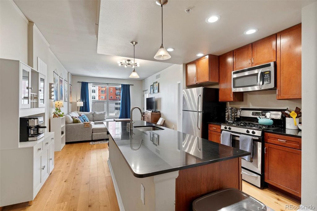 1975 N Grant Street 401, Denver, CO 80203
