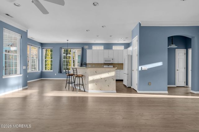 79 Oakmont Lane, Jackson, NJ 08527