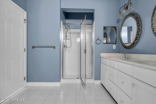 79 Oakmont Lane, Jackson, NJ 08527