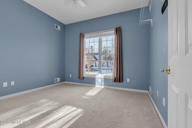 79 Oakmont Lane, Jackson, NJ 08527