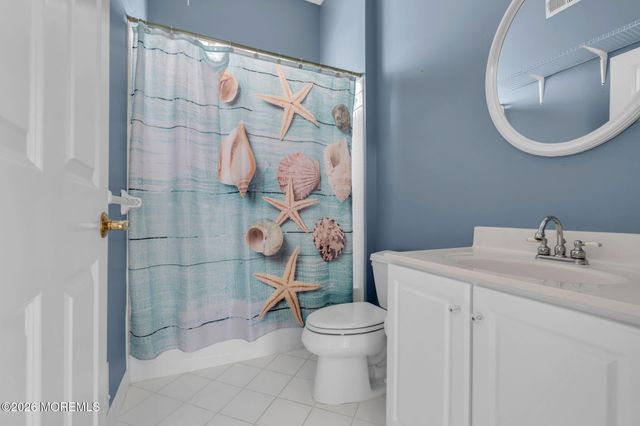 79 Oakmont Lane, Jackson, NJ 08527