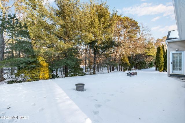 79 Oakmont Lane, Jackson, NJ 08527