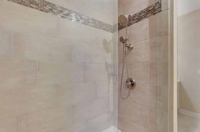 4562 Newport Loop E, Grove City, OH 43123