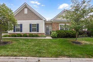 4562 Newport Loop E, Grove City, OH 43123