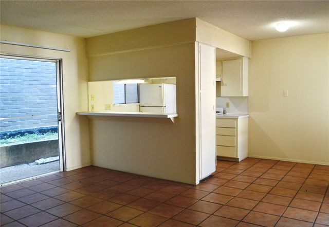 2610 Salado st ST 110, Austin, TX 78705