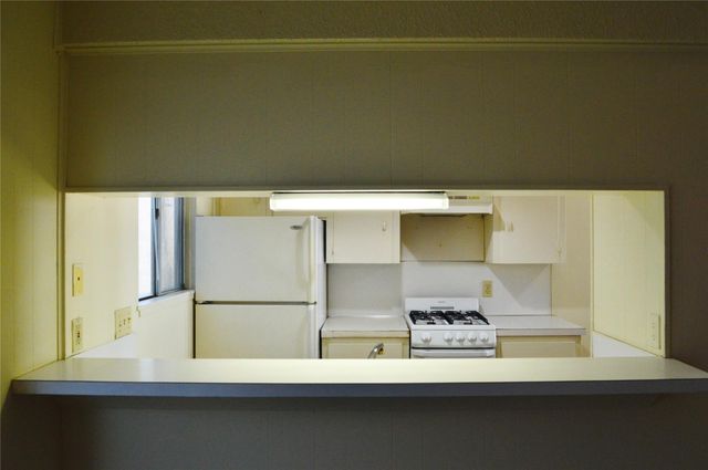 2610 Salado st ST 110, Austin, TX 78705