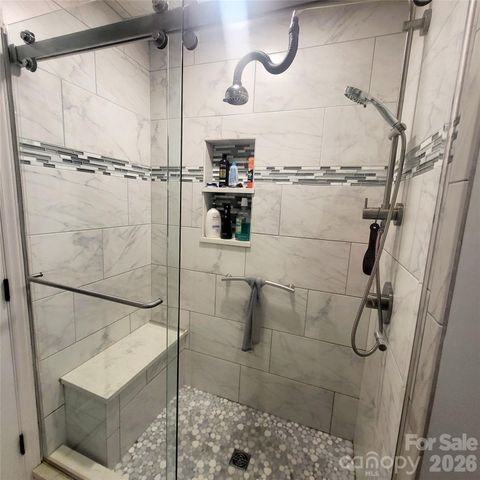 35 Cedarcliff Circle, Asheville, NC 28803