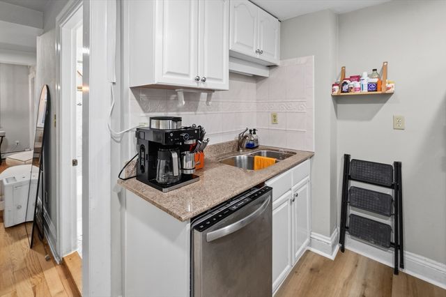 239 Commonwealth Ave 10, Boston, MA 02116