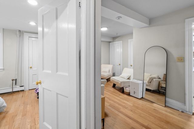 239 Commonwealth Ave 10, Boston, MA 02116
