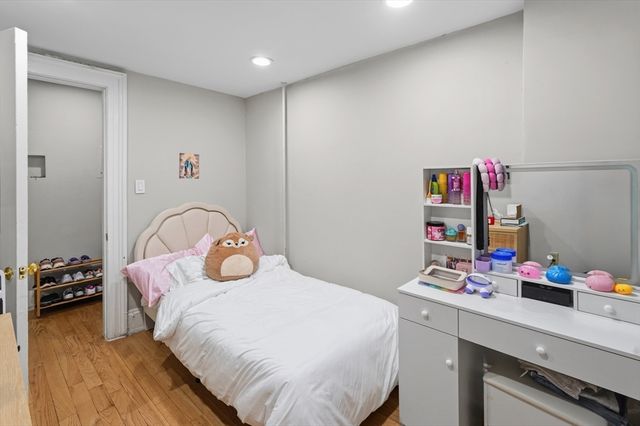 239 Commonwealth Ave 10, Boston, MA 02116