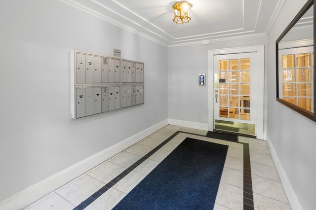 239 Commonwealth Ave 10, Boston, MA 02116