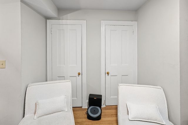 239 Commonwealth Ave 10, Boston, MA 02116