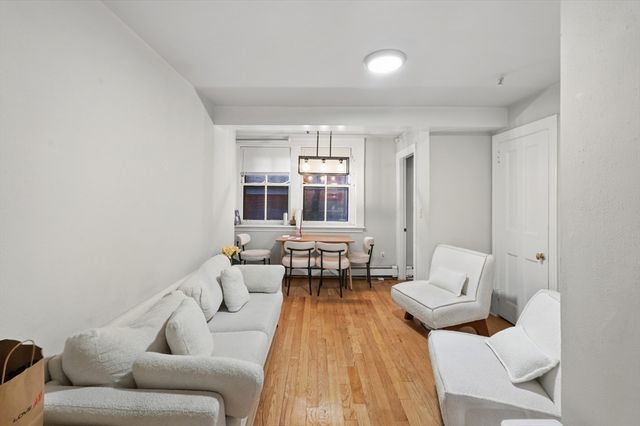 239 Commonwealth Ave 10, Boston, MA 02116