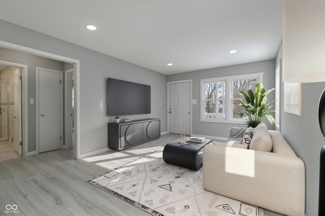 1142 Sharon Avenue, Indianapolis, IN 46222