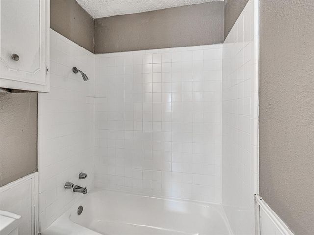 313 E Northrup Street, Midwest City, OK 73110