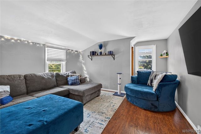 2482 Forest Avenue, Niagara Falls, NY 14301