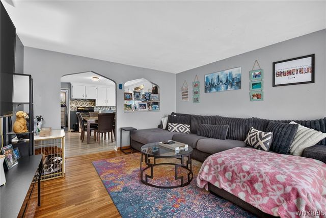2482 Forest Avenue, Niagara Falls, NY 14301