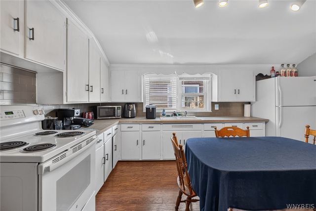 2482 Forest Avenue, Niagara Falls, NY 14301