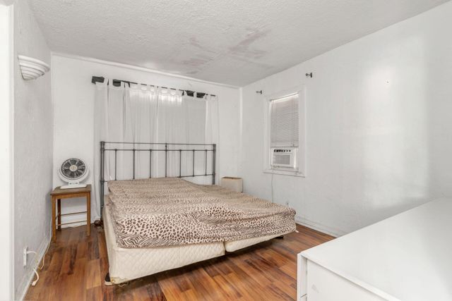 214 Conniston Road, West Palm Beach, FL 33405