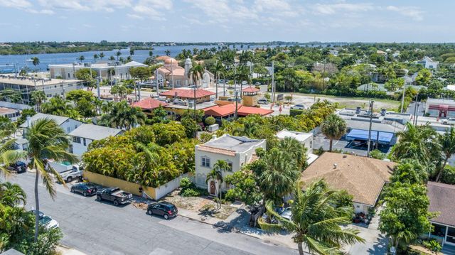 214 Conniston Road, West Palm Beach, FL 33405