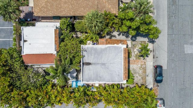 214 Conniston Road, West Palm Beach, FL 33405