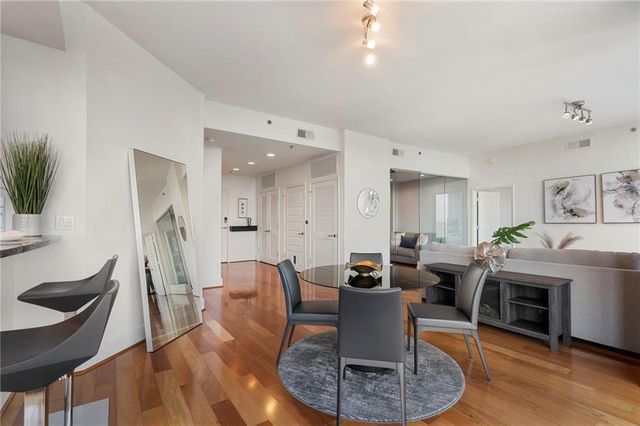 1080 Peachtree NE Street 3307, Atlanta, GA 30309