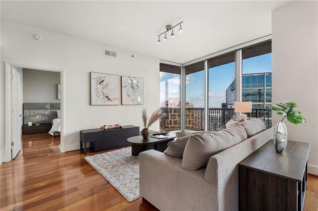 1080 Peachtree NE Street 3307, Atlanta, GA 30309