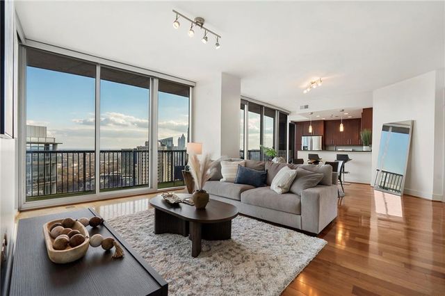 1080 Peachtree NE Street 3307, Atlanta, GA 30309