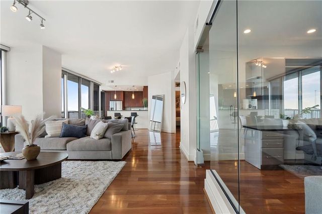 1080 Peachtree NE Street 3307, Atlanta, GA 30309