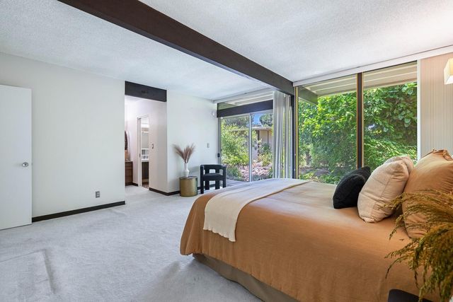 2530 W Wrenwood Avenue, Fresno, CA 93711