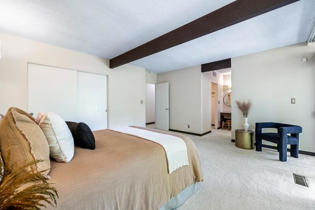 2530 W Wrenwood Avenue, Fresno, CA 93711