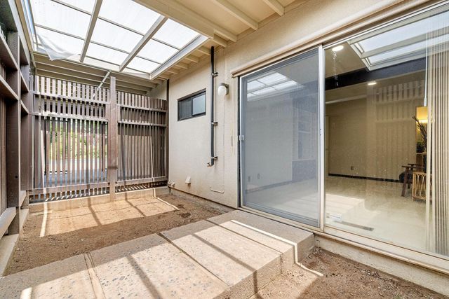 2530 W Wrenwood Avenue, Fresno, CA 93711