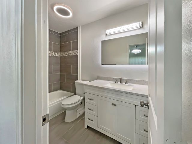 5716 Burton Avenue, Fort Worth, TX 76119