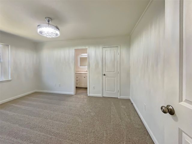 5716 Burton Avenue, Fort Worth, TX 76119