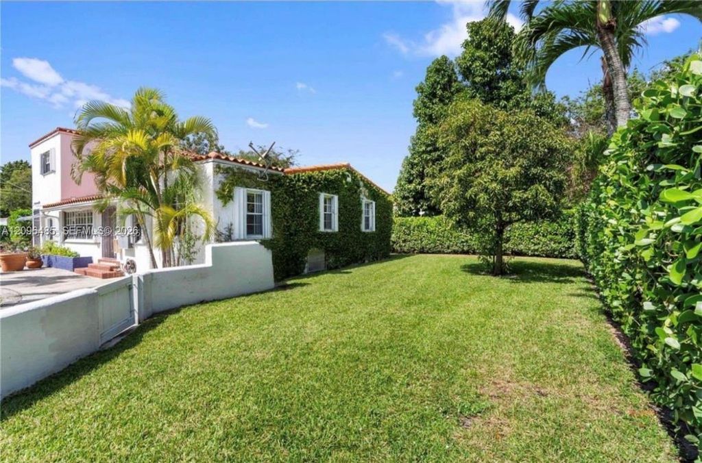 1105 NE 119th Street A, Biscayne Park, FL 33161