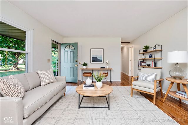 810 Ernie Lu Avenue, Anderson, IN 46013