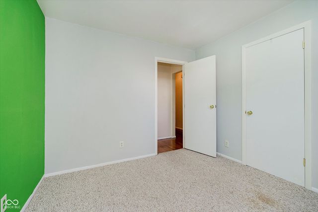 810 Ernie Lu Avenue, Anderson, IN 46013