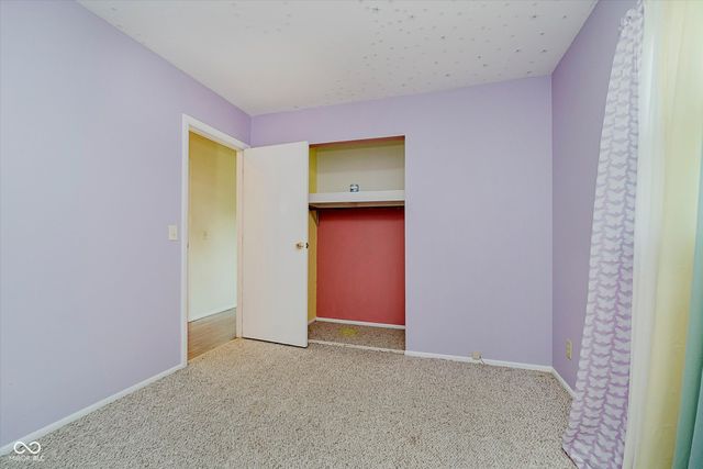 810 Ernie Lu Avenue, Anderson, IN 46013