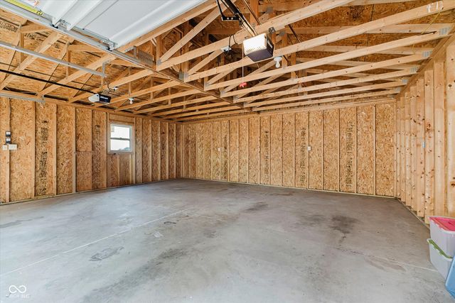 810 Ernie Lu Avenue, Anderson, IN 46013