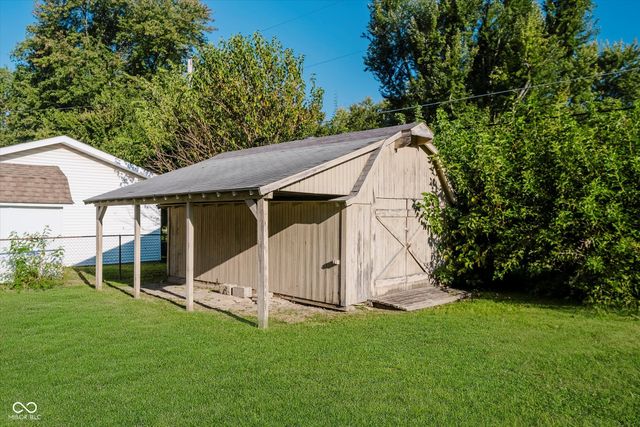 810 Ernie Lu Avenue, Anderson, IN 46013