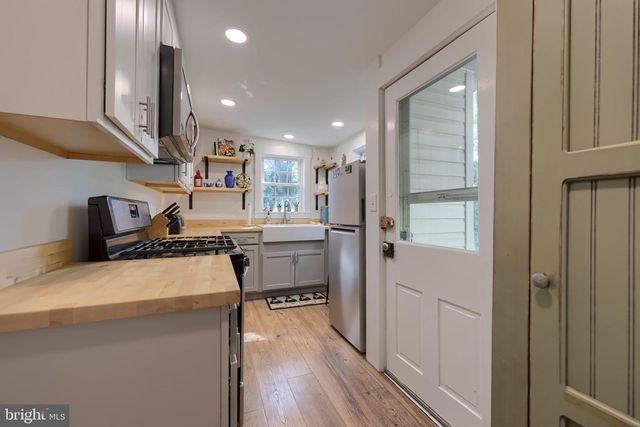 254 E LEMON ST, Lancaster, PA 17602