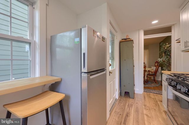 254 E LEMON ST, Lancaster, PA 17602